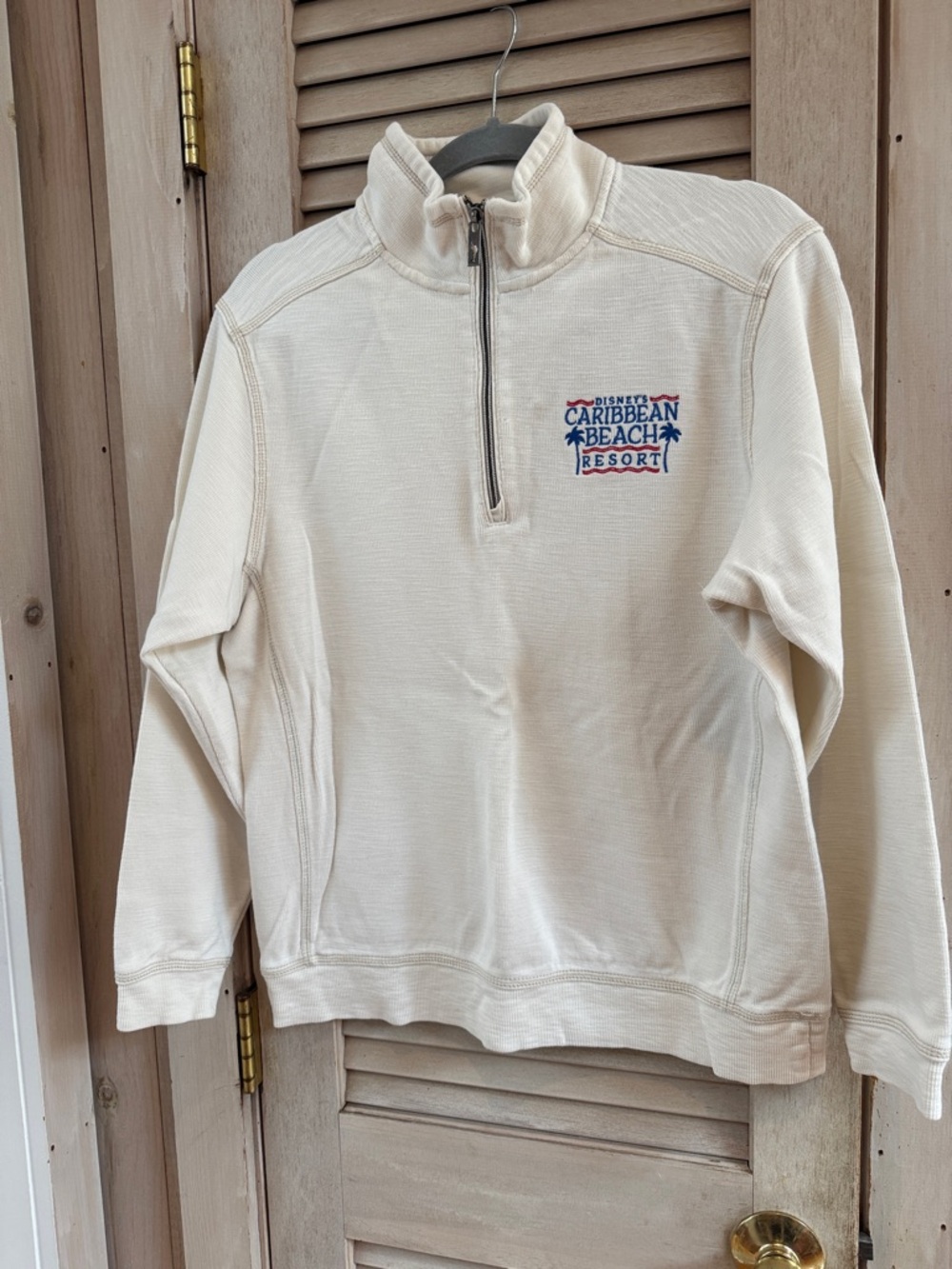 Tommy Bahama Disney Caribbean Beach Resort Cream Quarter-Zip Pullover Small HTF